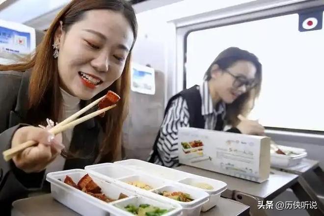 预制菜正在加速突围未来将成为餐饮新趋势！PG麻将胡了2模拟器外卖时代或将终结？(图8)